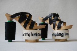 Starstyling Scholl Footwear Vintage-Style
