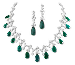 emerald set earring and necklace III