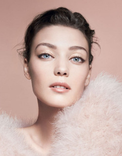 Giorgio Armani cosmetics Spring Look EFFETTO NUDO