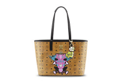 MCM x Stefan Strumbel_Medium Reversible Shopper_Outside