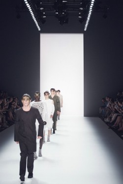 SOPOPULAR_MBFWB_SS16_Runway_JoohnPhotography_1175